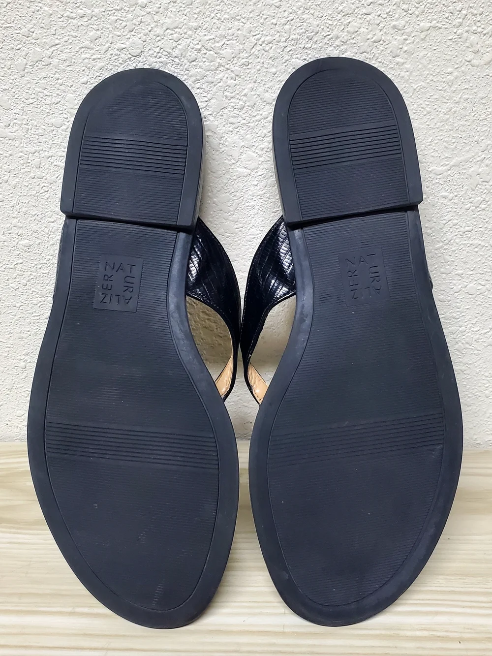 Naturalizer Black Thong Sandals with Gem Accent - Picture 9 of 10